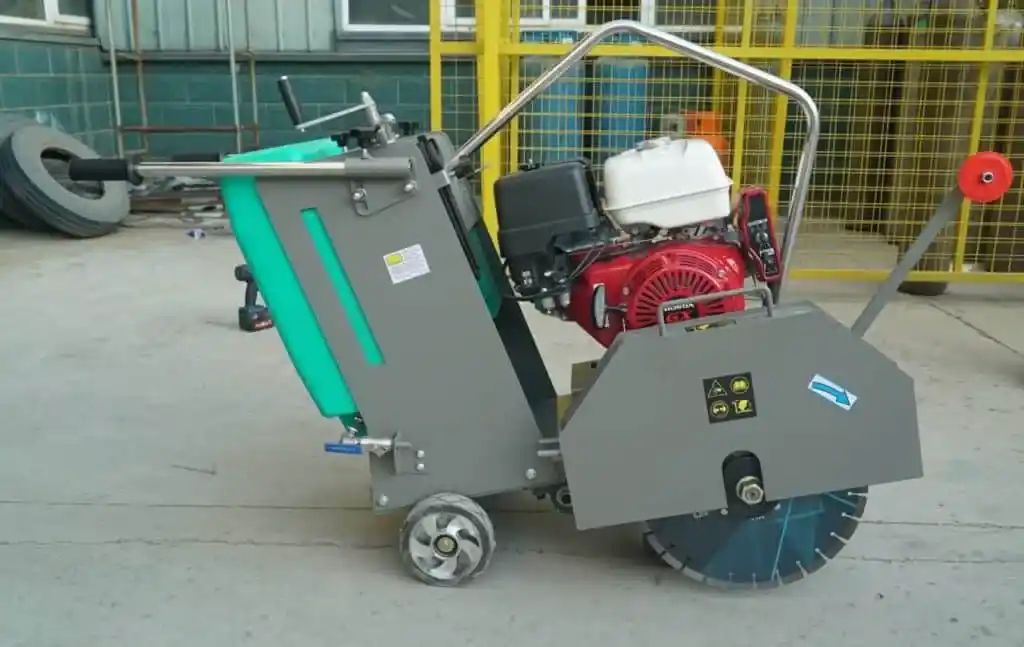 MÁY CẮT BÊ TÔNG CBT-25 - DIESEL 186FA - 18CM