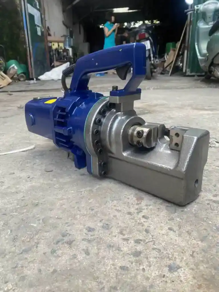 MÁY CẮT SẮT THỦY LỰC CẦM TAY RC25-25MM