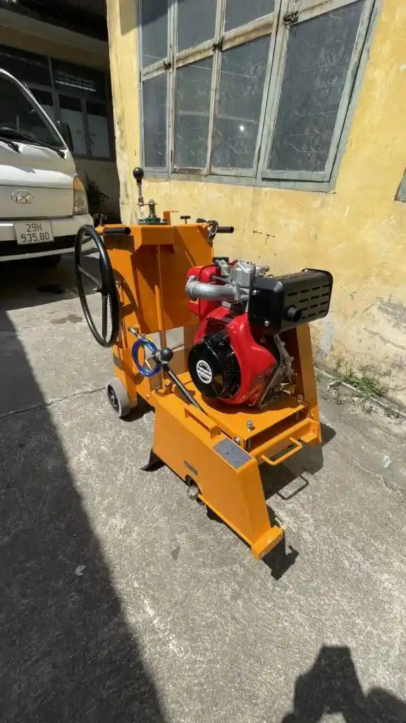 MÁY CẮT BÊ TÔNG KC14 - DIESEL 186FA - 12CM