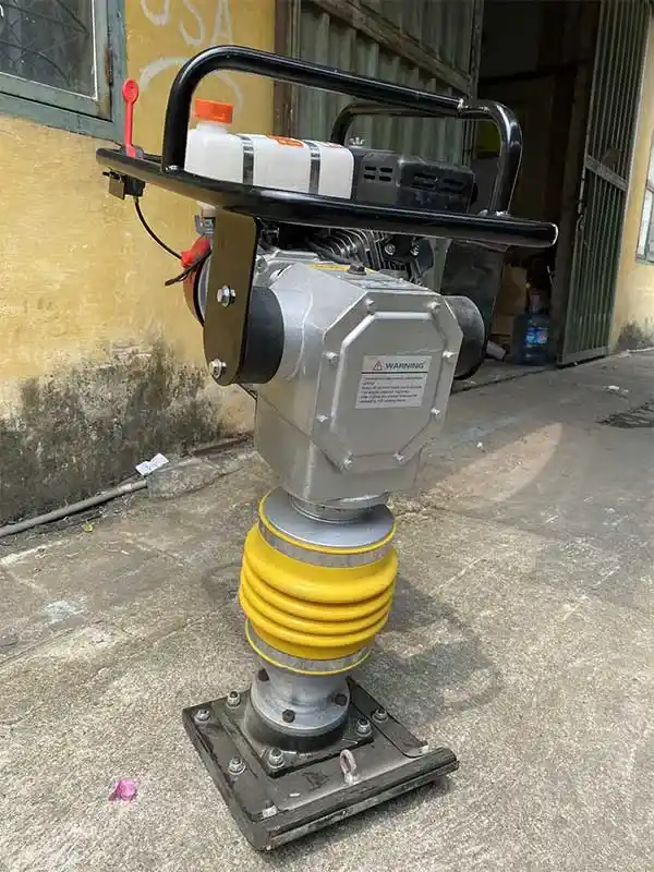 Máy đầm cóc Honda
