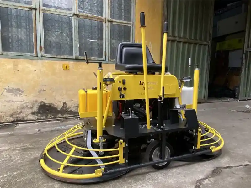 QUM78 - Máy xoa nền đôi Dynamic chất lượng