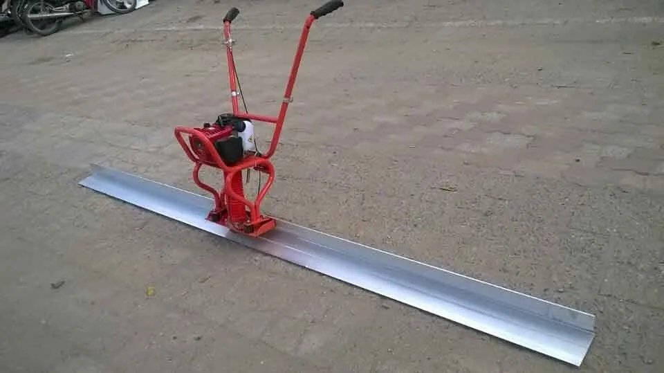 Máy đầm bê tông, công cụ hỗ trợ đắc lực cho thi công công trình