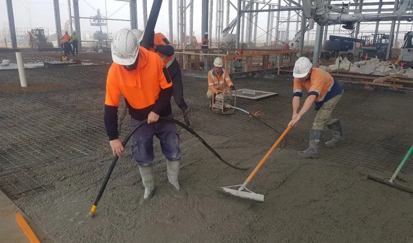 Thuê máy tiết kiệm chi phí cho các dự án ngắn hạn, linh hoạt theo nhu cầu sử dụng